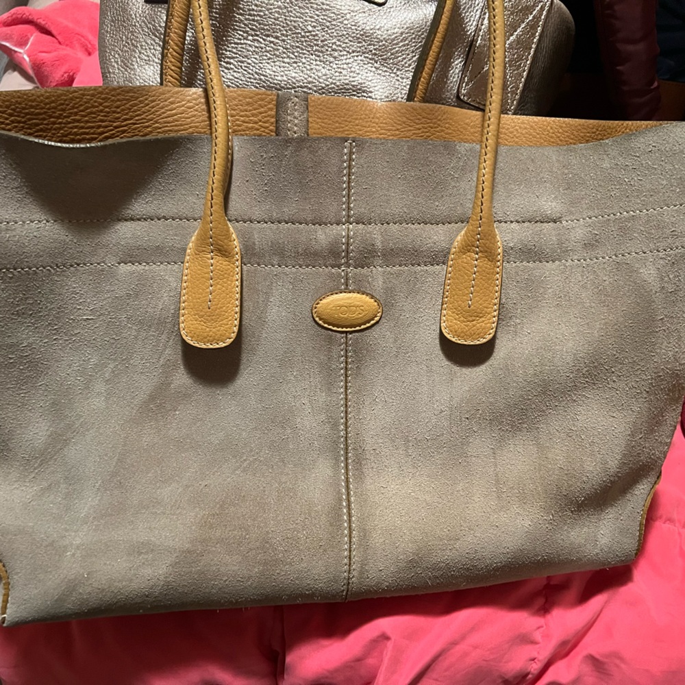 Tod’s suede large tan D tote bag. Princess Diana’s signature bag